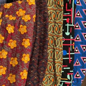 LEGGINGS : set of 5 tall and curvy LuLaRoe leggings